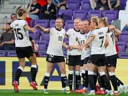 足球报：柔佛新山疑似使用停赛球员，海港队尚未确定是否上诉