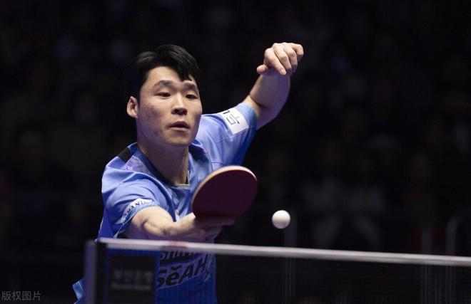 乓球运动的 乓球运动的